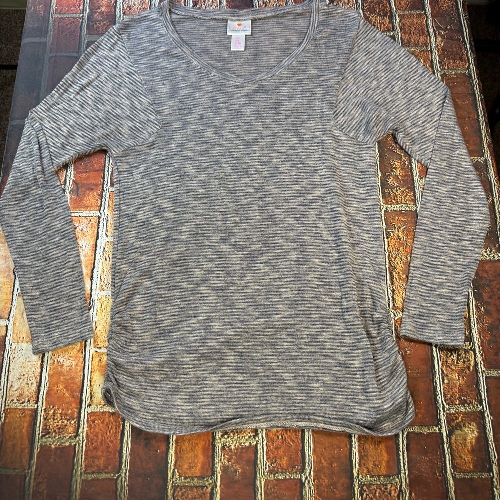 Destination Maternity Heathered Gray Long Sleeve Top